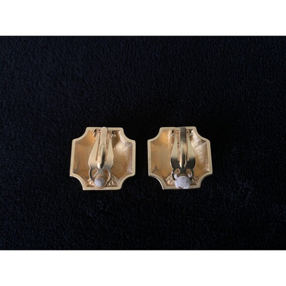Karl Lagerfeld Signed Goldtone Clip On Square Earrings with KL Logo Vintage - Picture 5 of 7
